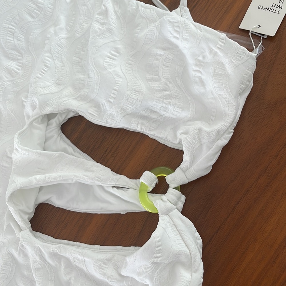Trina Turk Cascais Wave One
Shoulder Swimsuit - Picture 7 of 9